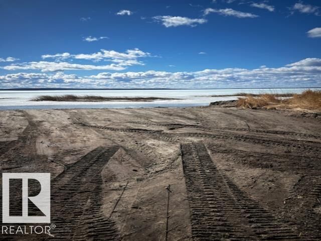 Property Photo: 13321 Township Rd 680 629 AB T0A 2C1