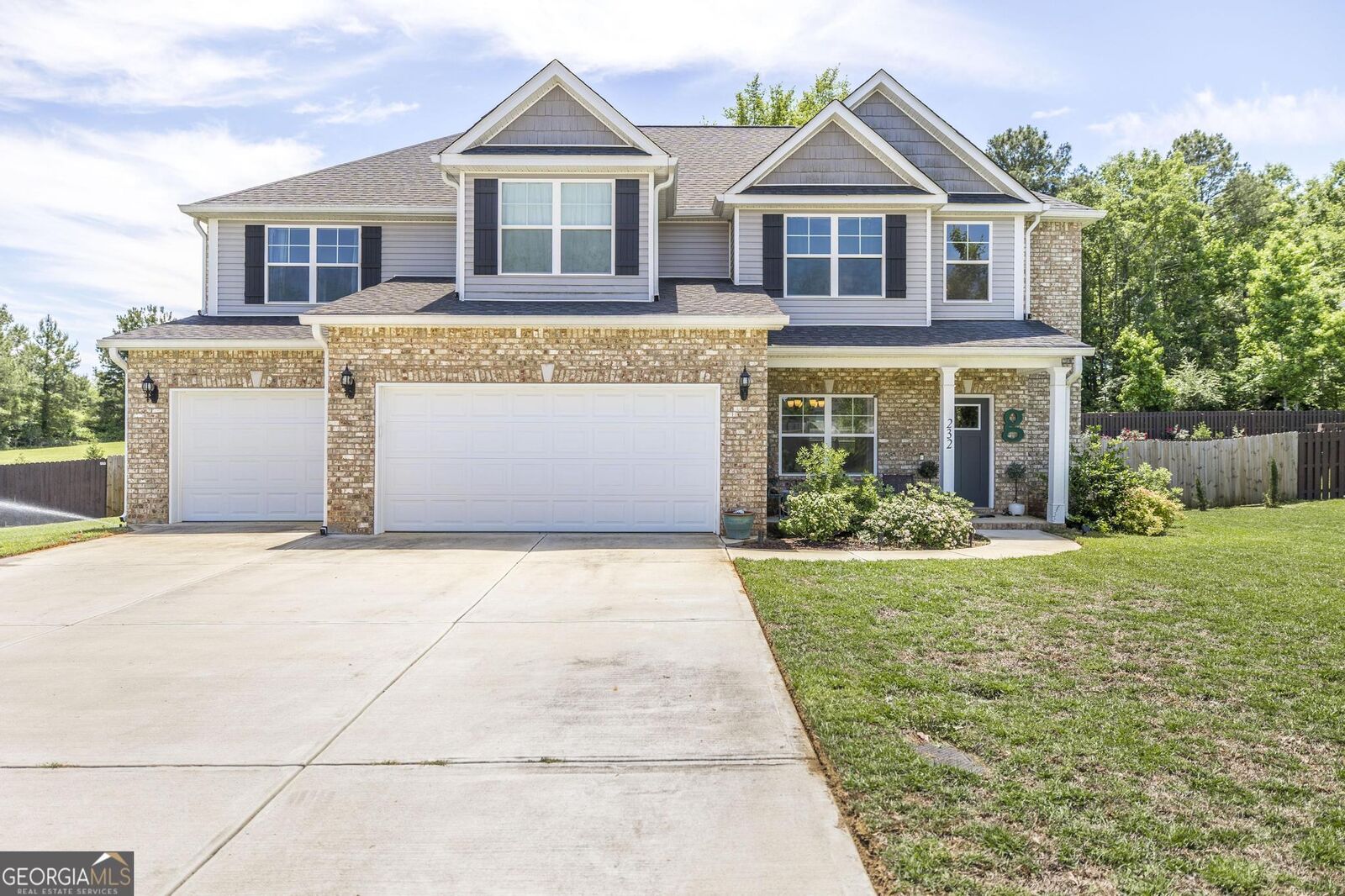 Property Photo:  232 Oakley Court  GA 31005 