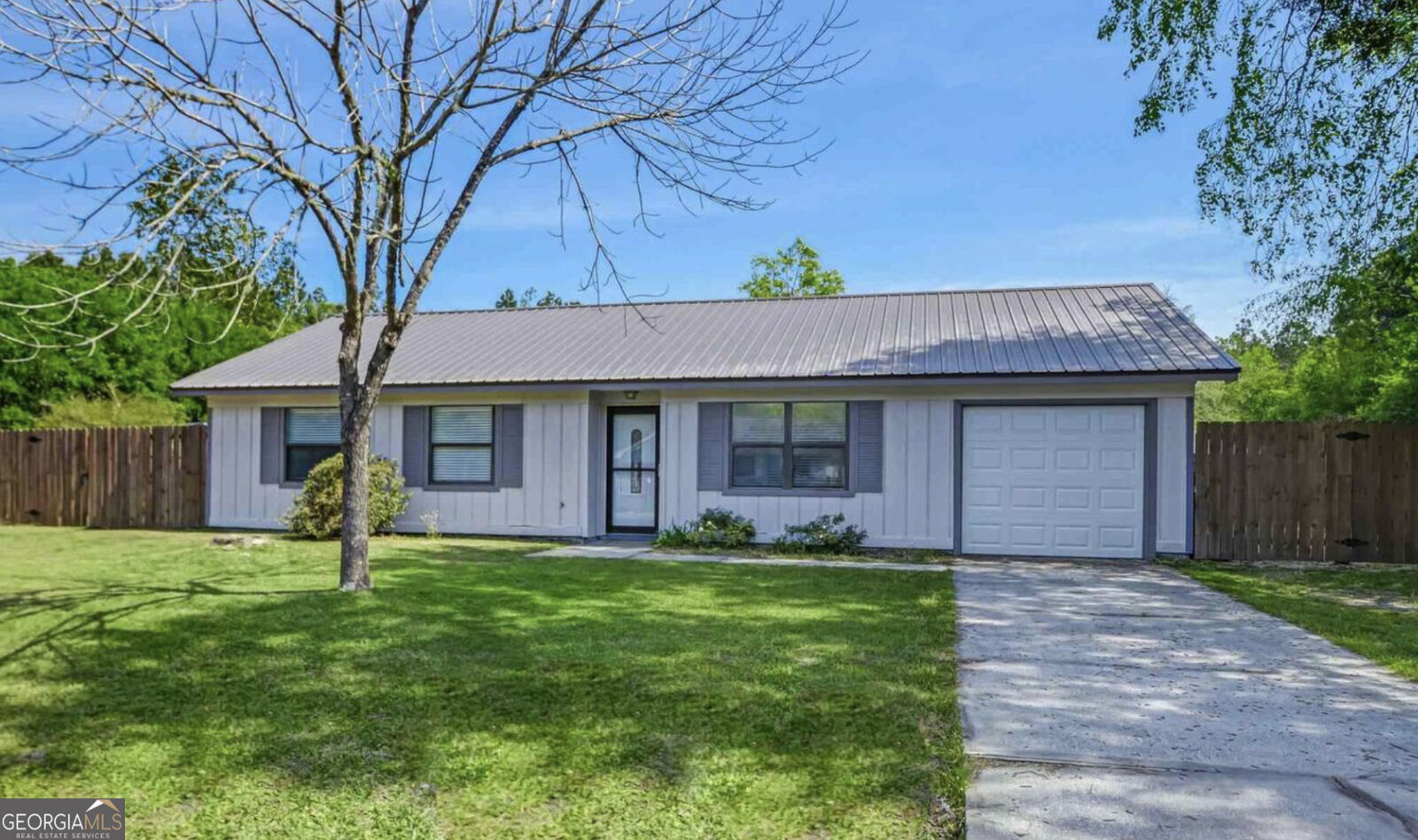 Property Photo:  1001 Regal Road  GA 31558 