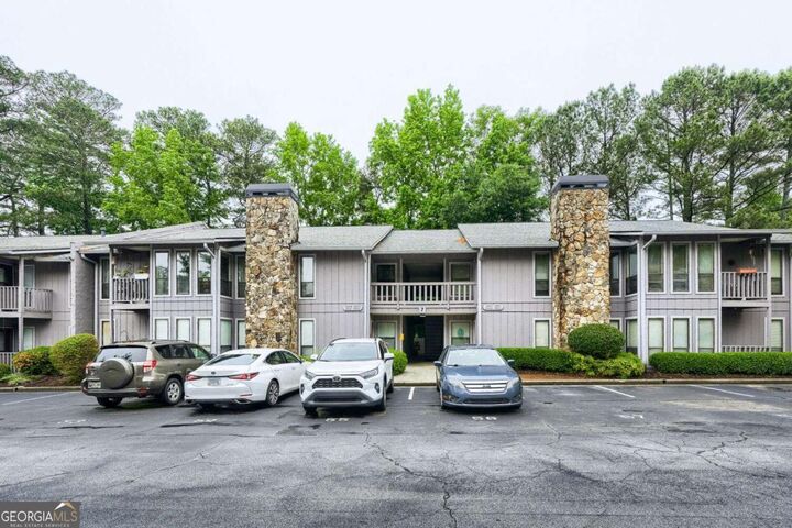 Property Photo:  3903 Woodridge Way  GA 30084 
