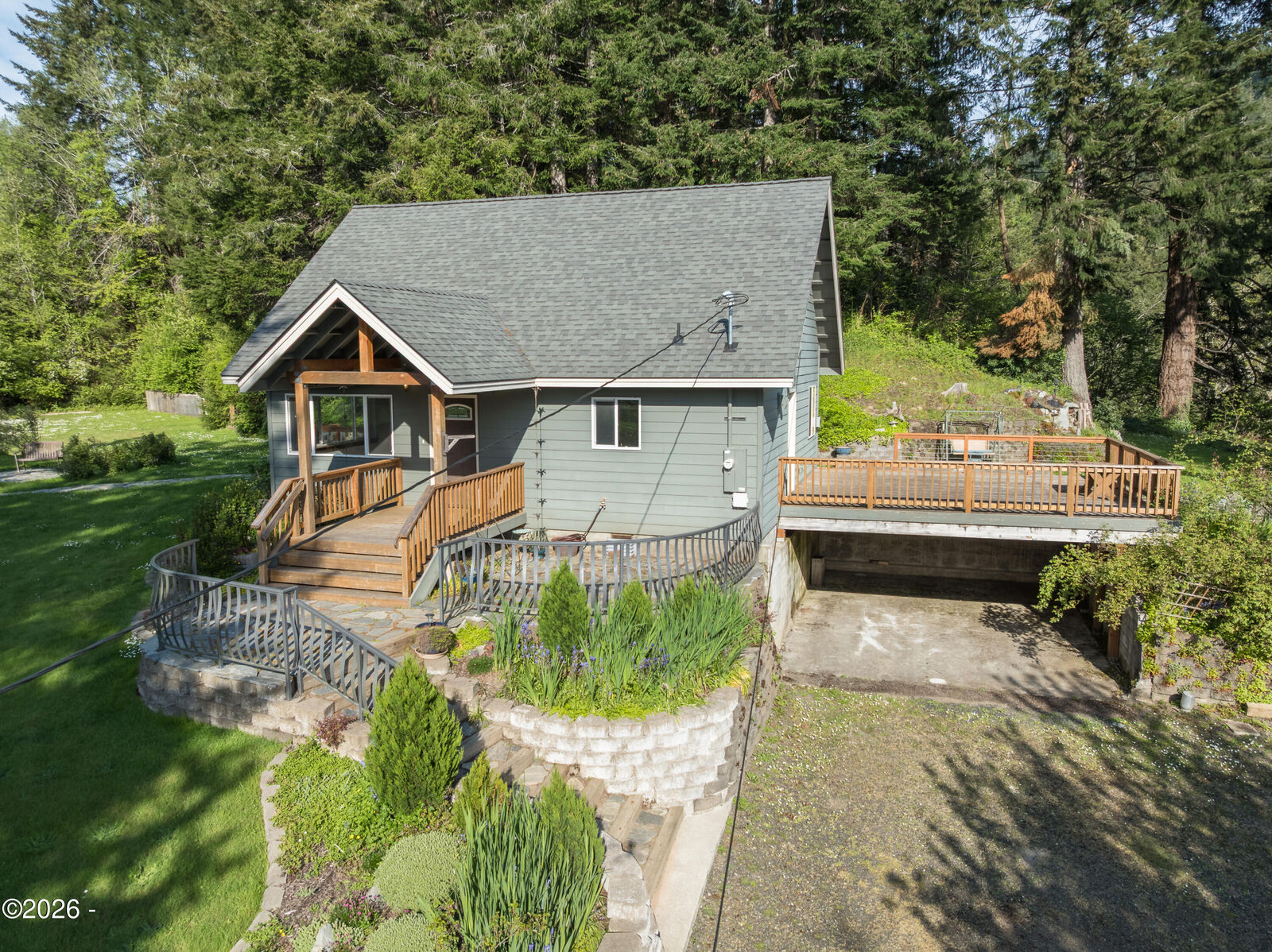 Property Photo:  2120 NE Sturdevant Place  OR 97391 