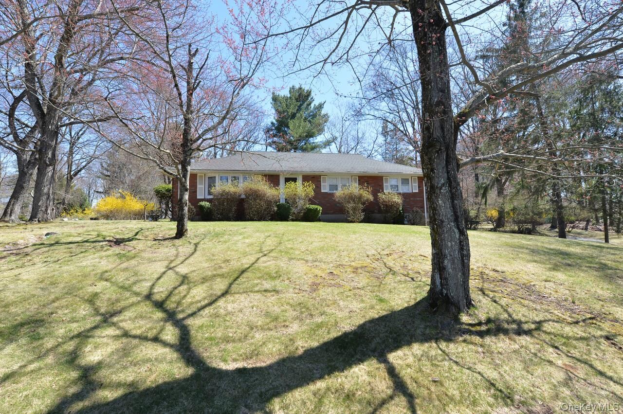Property Photo:  2 Augur Road  NY 10901 