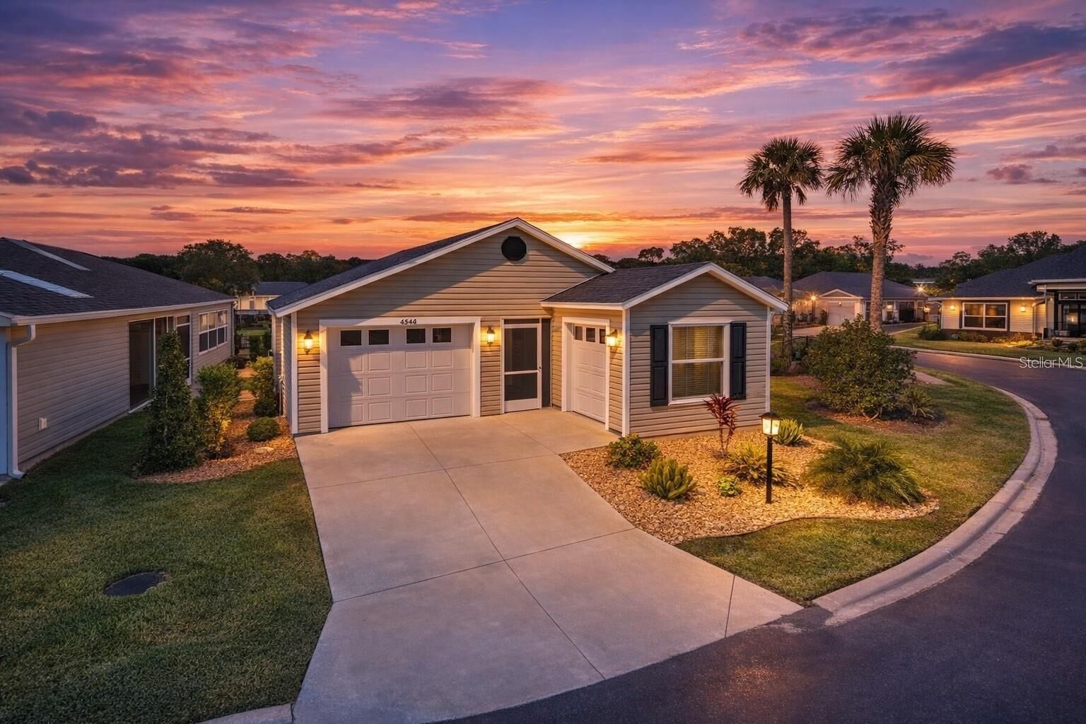 Property Photo: 4346 Helena Terrace FL 32163