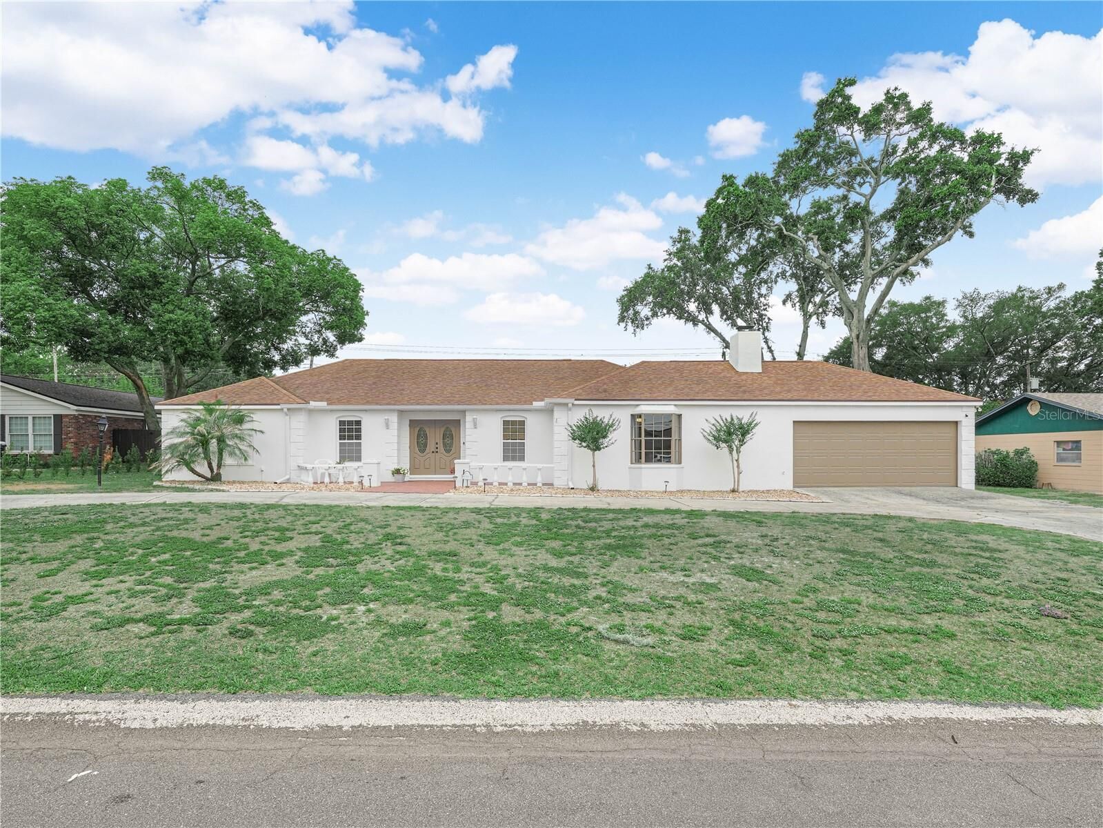 Property Photo:  4615 Kings Point Court  FL 33813 
