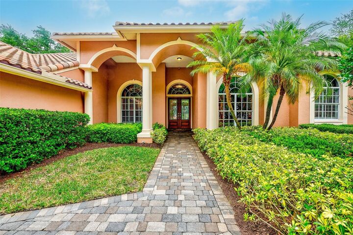 Property Photo:  7640 Hunter Lane N  FL 33782 