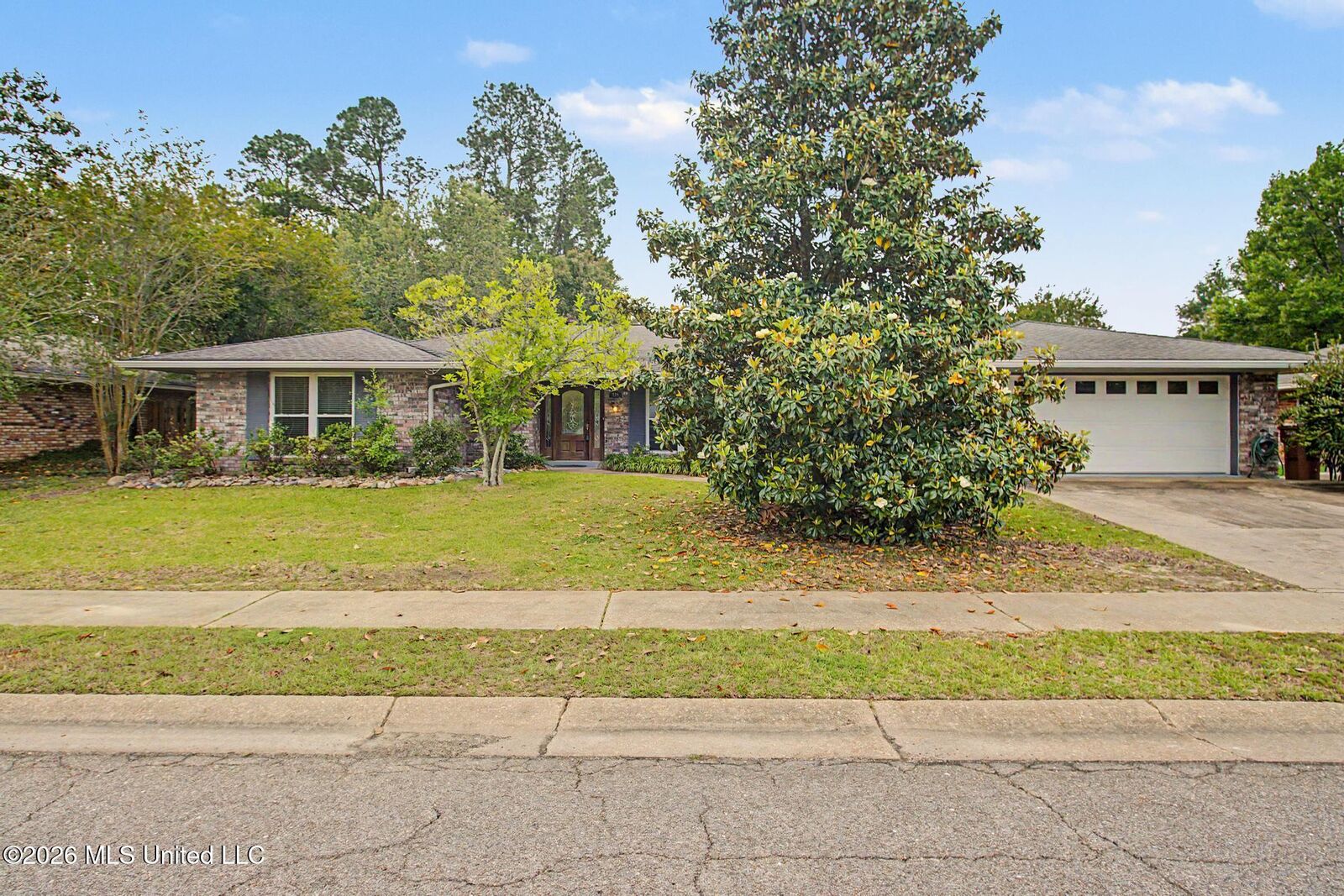 Property Photo:  738 Parkwood Drive  MS 39560 