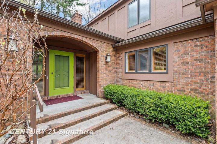 Property Photo:  3616 White Pine Way Street  MI 48640 