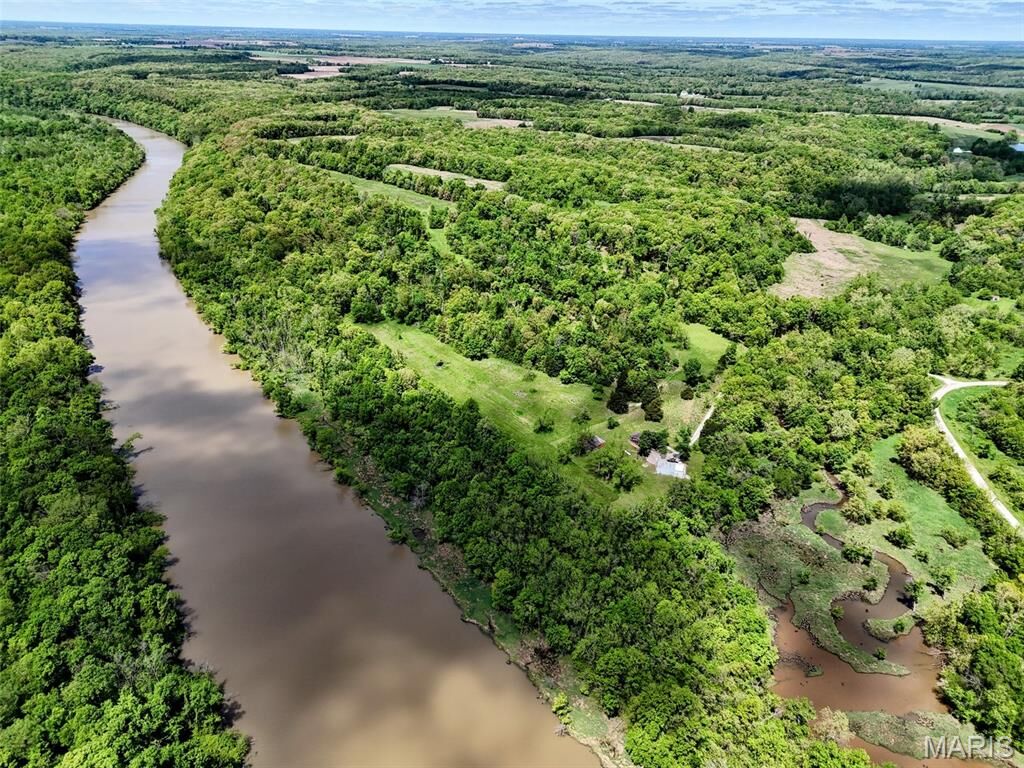 Property Photo: 18133 Cincinnati Road MO 63436