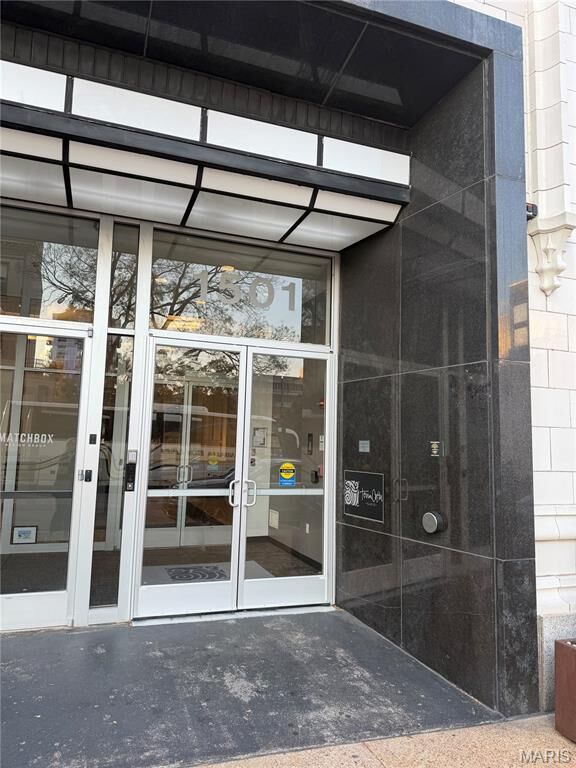 Property Photo:  1501 Locust 503  MO 63103 