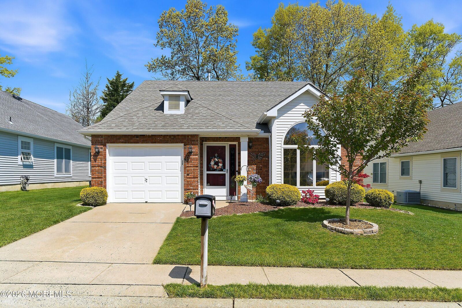 Property Photo:  1462 Burr Oak Road  NJ 08755 