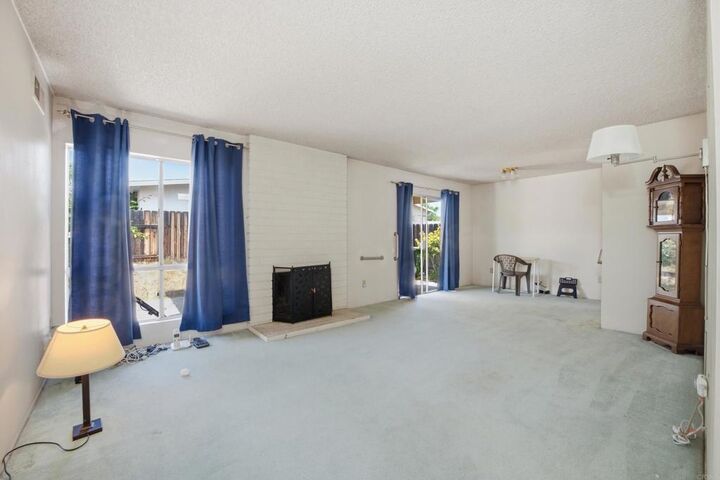 Property Photo:  10016 Bilteer Court  CA 92071 