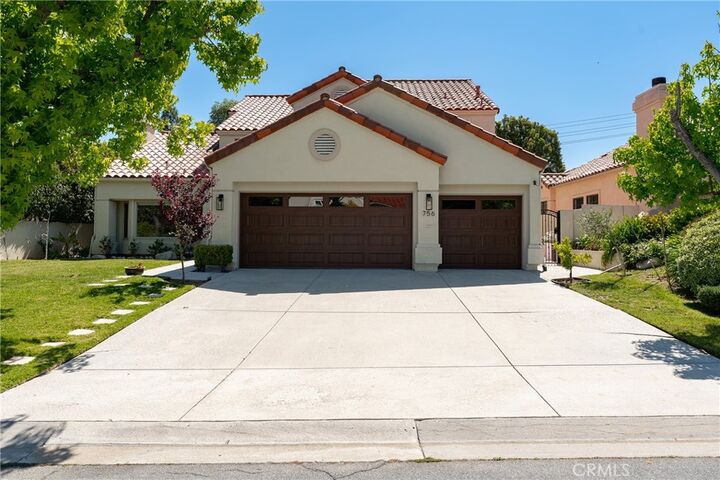 Property Photo:  756 Cedar Point Place  CA 91362 