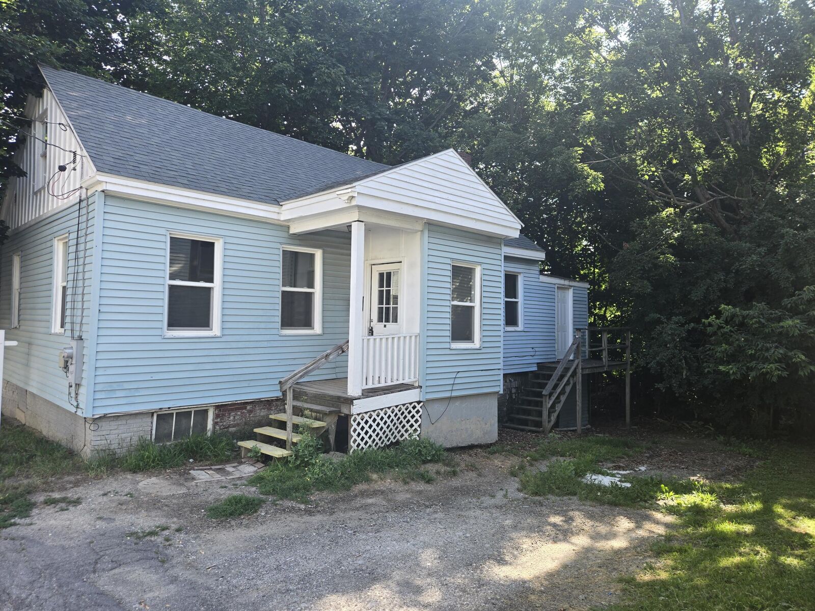 Property Photo:  18 Boynton Street  ME 04401 
