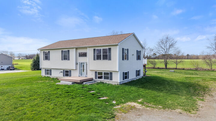 Property Photo:  66 Bradbury Drive  ME 04427 