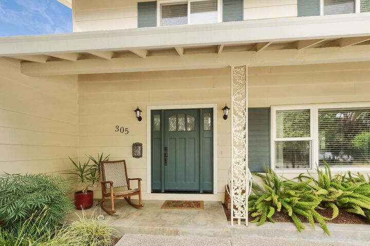 Property Photo:  305 Cabrillo Avenue  CA 95616 