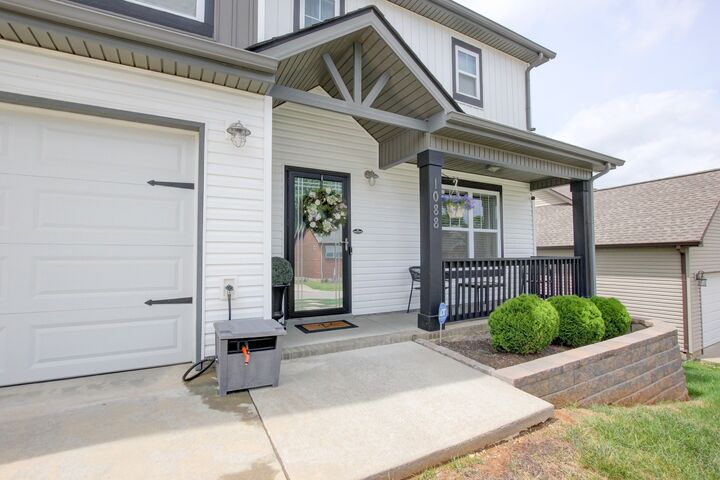 Property Photo: 1088 Fuji Ln TN 37040