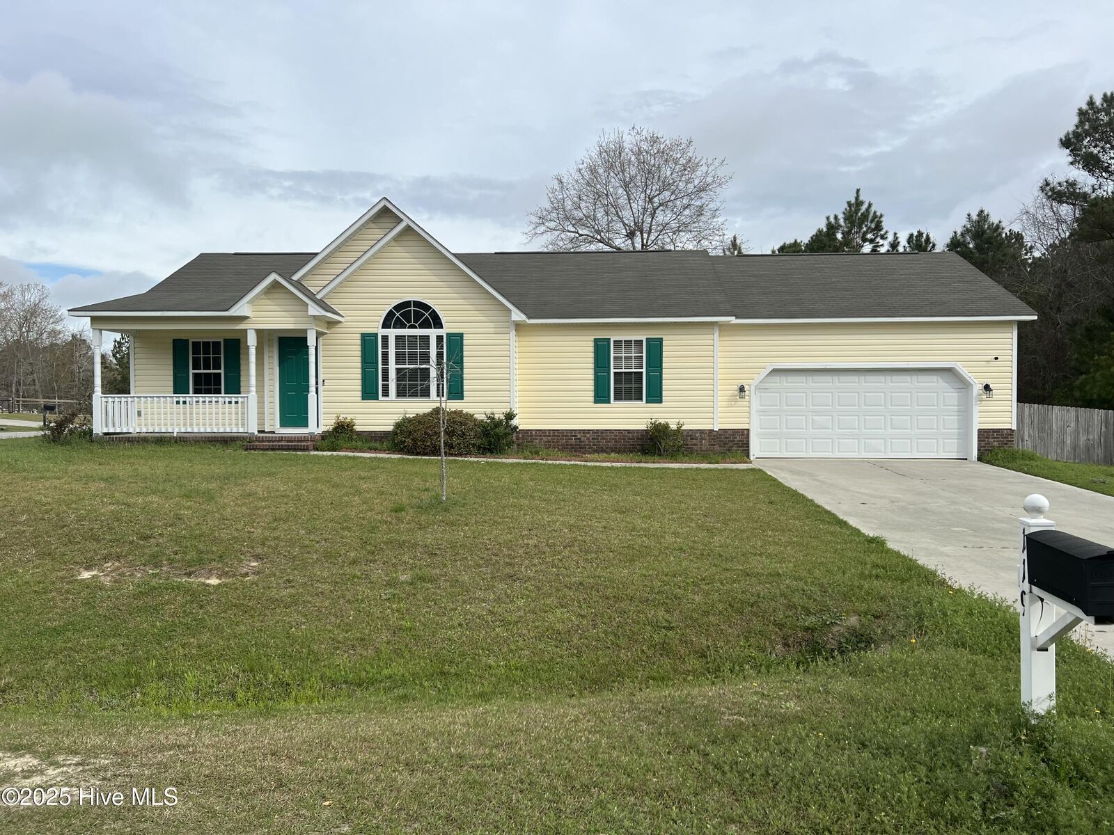 Property Photo:  119 Sparkling Brook Way  NC 28546 