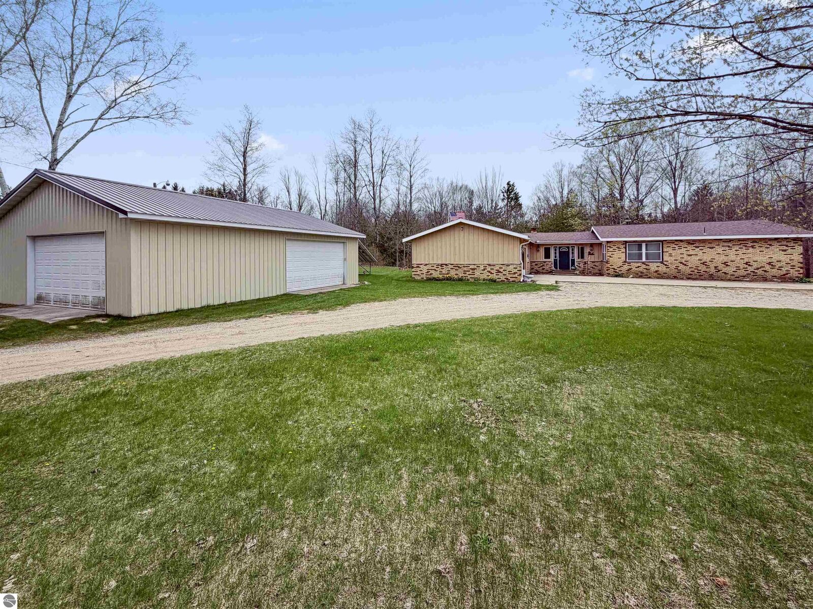 Property Photo:  4411 N 11 Road  MI 49688 