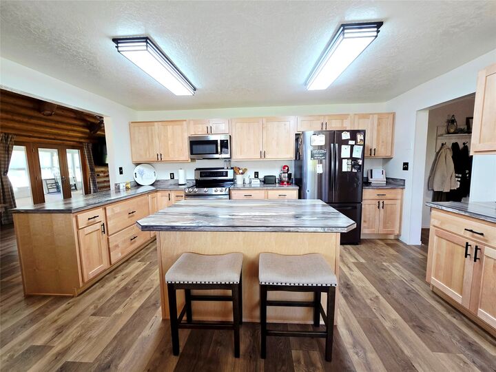 Property Photo:  217 Woodlin Lane  MT 59873 