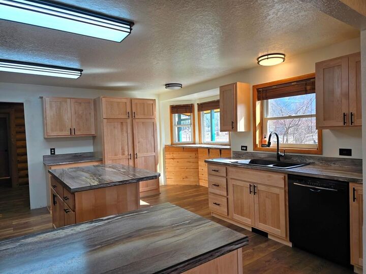 Property Photo:  217 Woodlin Lane  MT 59873 