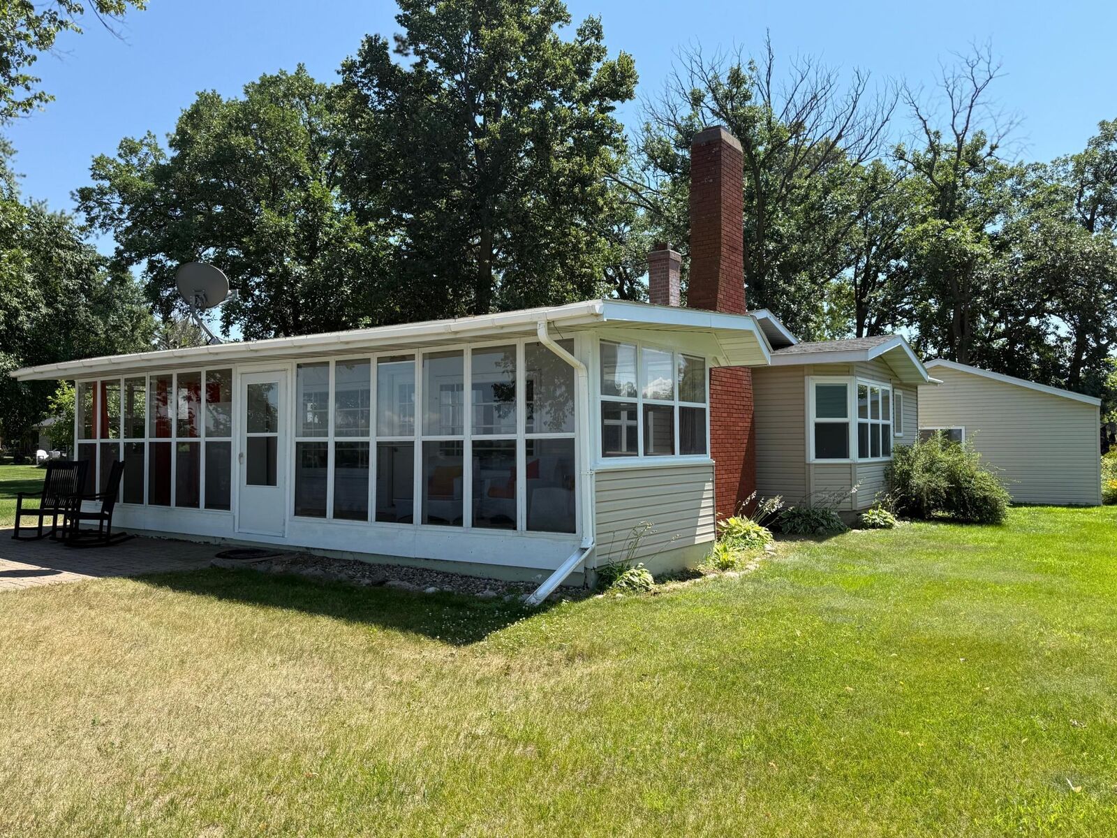 Property Photo:  1590 W Lake Drive  MN 56501 