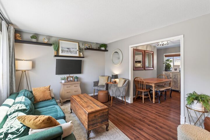 Property Photo:  254 Winifred Street W  MN 55107 