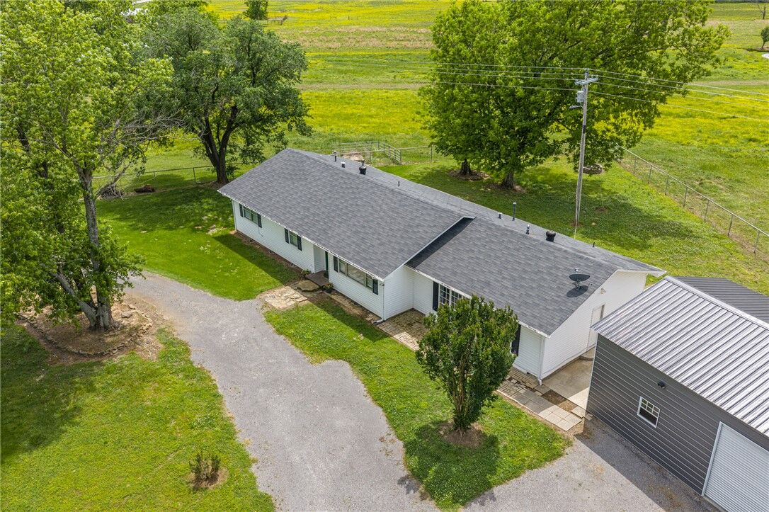Property Photo:  6415 N Highway 96  AR 72941 