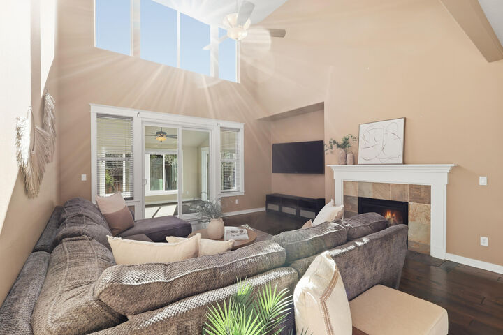 Property Photo:  19530 Hollygrape Street  OR 97702 