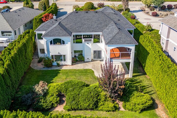 Photo de la propriété:  2545 Campbell Road  BC V1Z 1S9 
