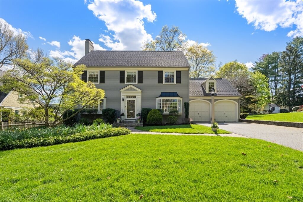 Property Photo: 256 Robbins St MA 02186