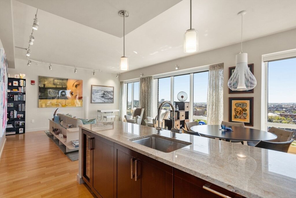 Property Photo:  400 Stuart Street 16E  MA 02116 