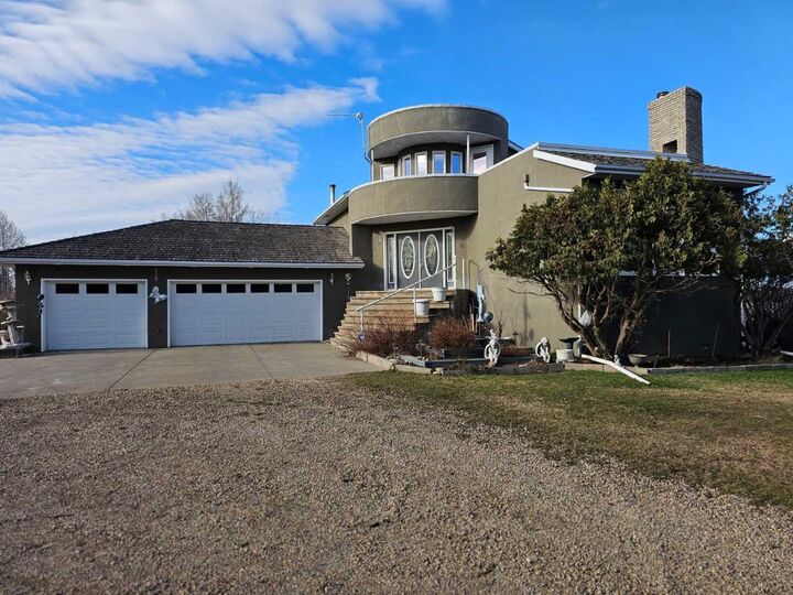 Property Photo: 17423 Highway 2 AB T0G 1E0