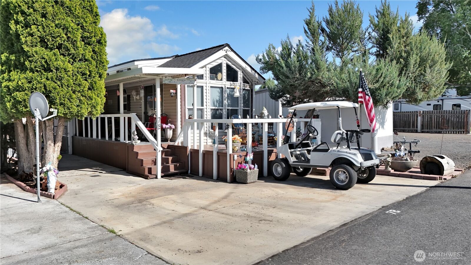 Property Photo:  7037 E Hwy 262 79  WA 99344 