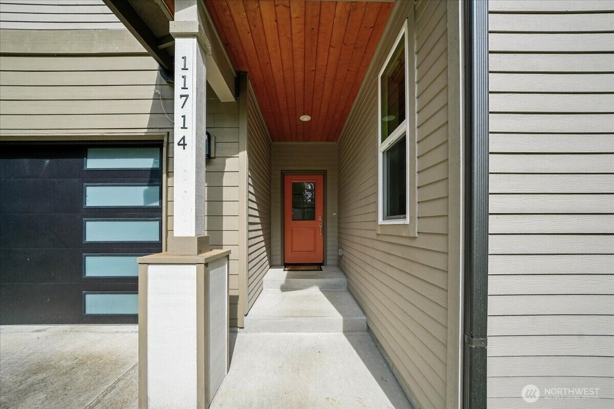 Property Photo: 11714 Lake Place WA 98303