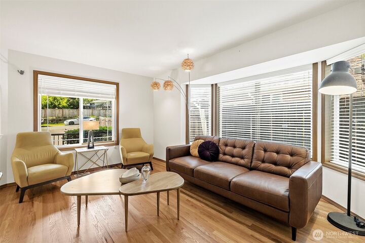 Property Photo:  19836  Palatine Avenue N  WA 98133 