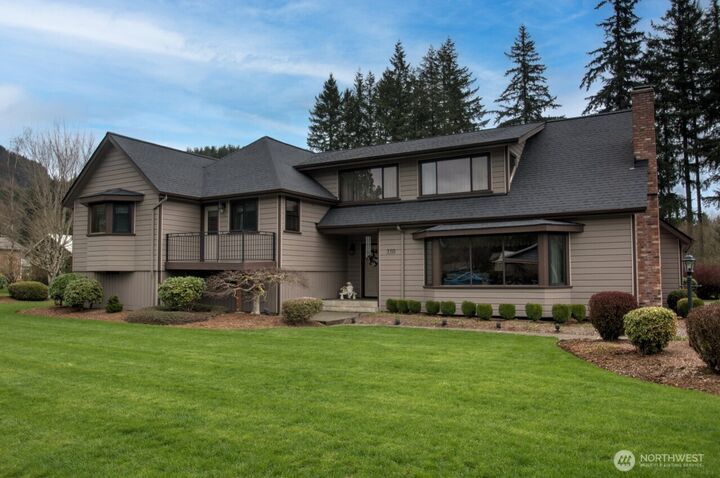 Property Photo: 350 Cherry Lane WA 98356