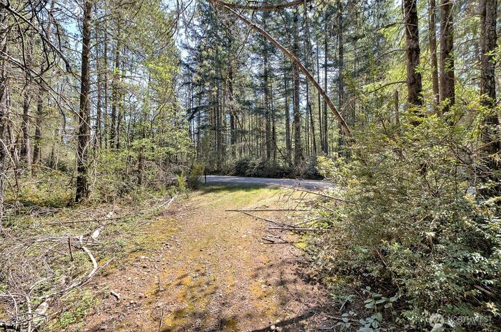 Property Photo: 1161 NE Toonerville Drive WA 98528