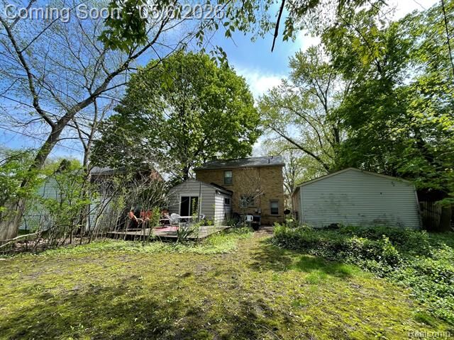 Property Photo: 2826 Bamlet Road MI 48073