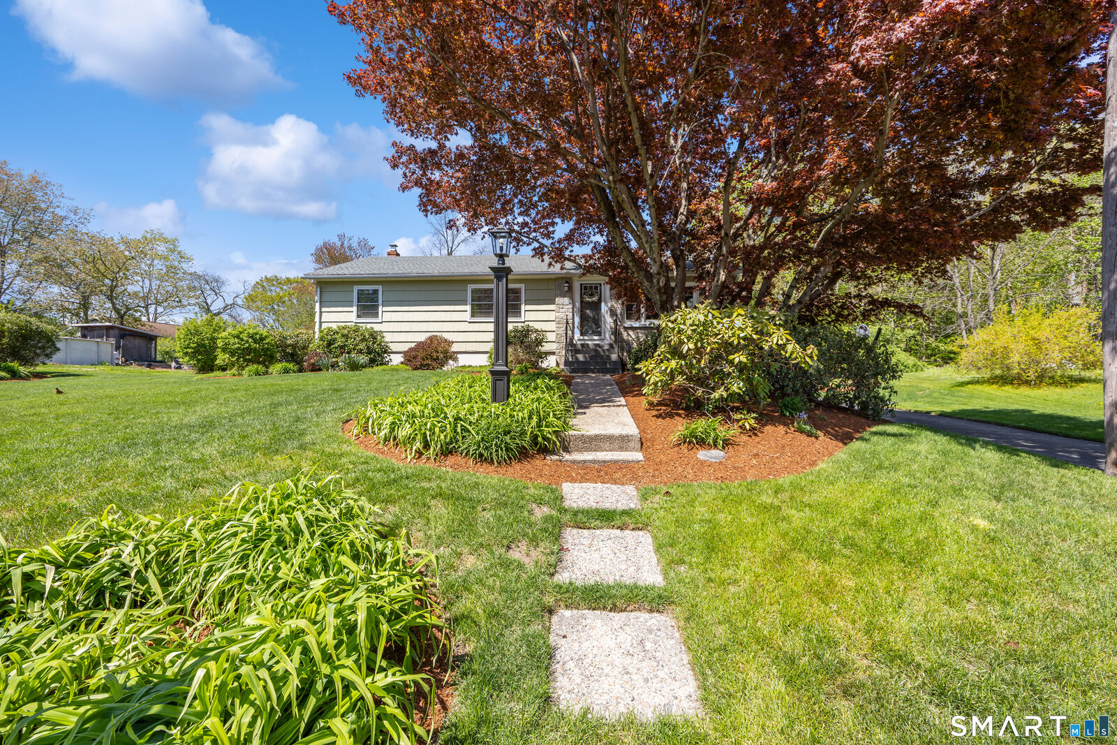 Property Photo:  15 Country Drive  CT 06360 