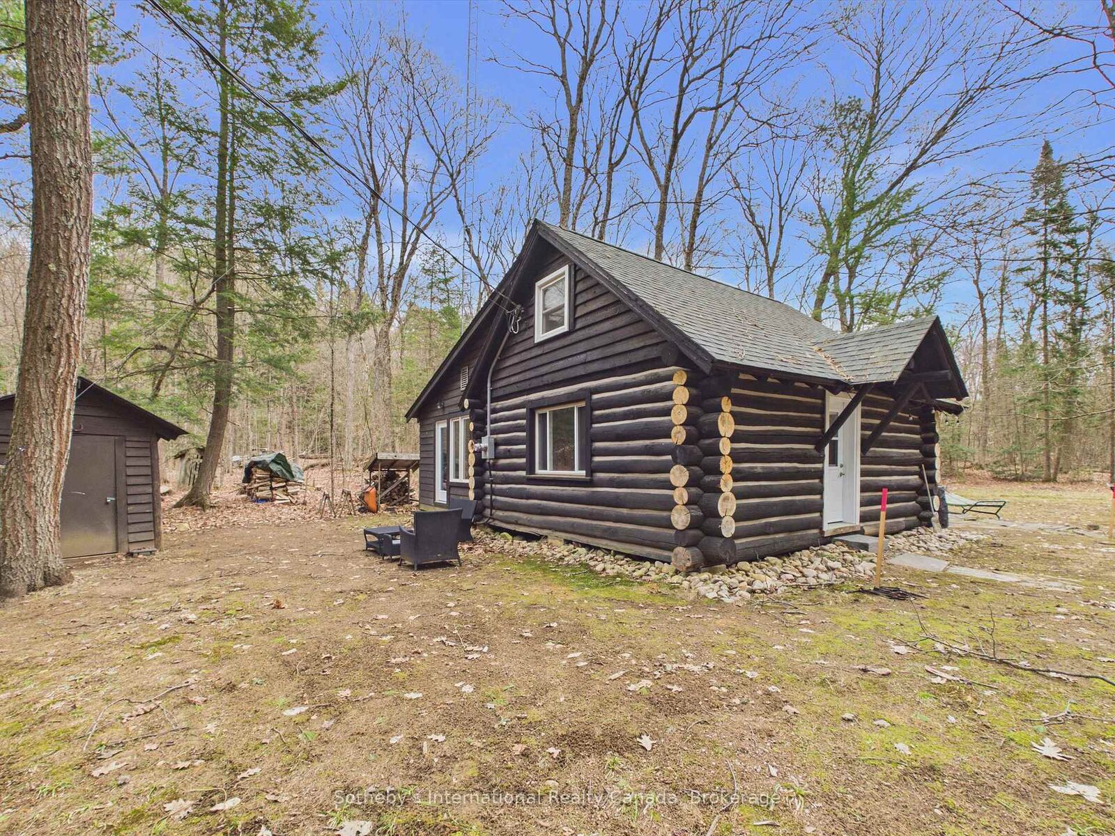 Property Photo: 1100 Old Hwy 117 Highway ON P0B 1A0