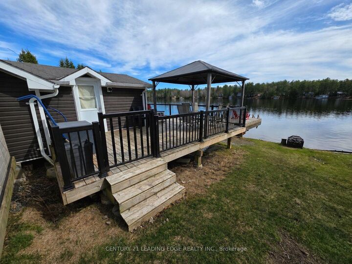 Property Photo: 1043 Lobo Drive 24 ON K0M 2K0