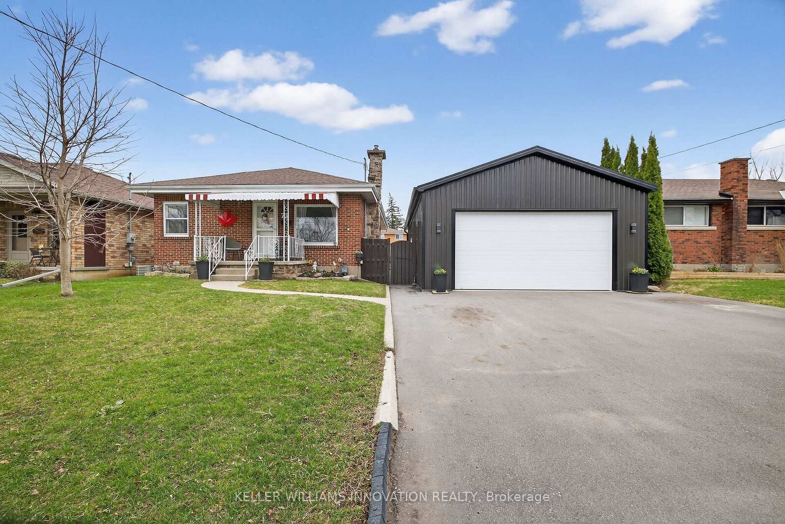 Property Photo: 73 Avondale Street ON N3S 4M1