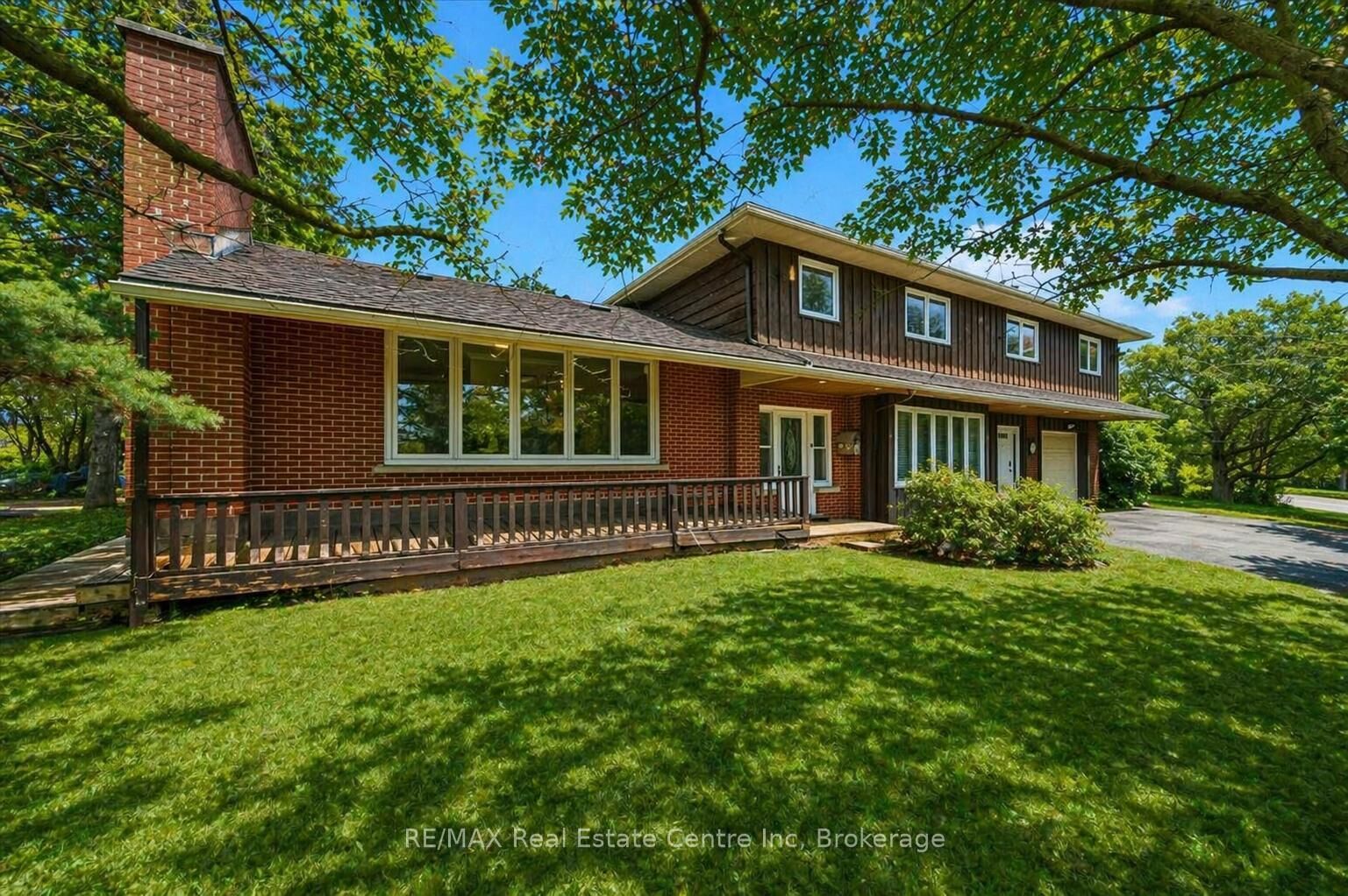 Property Photo: 500 Watson Parkway S ON N1L 0N9