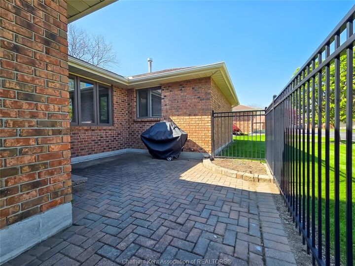 Property Photo: 21 Earl Drive ON N7M 6E6