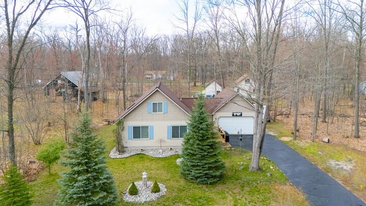 Property Photo: 220 Robin Hood MI 48653