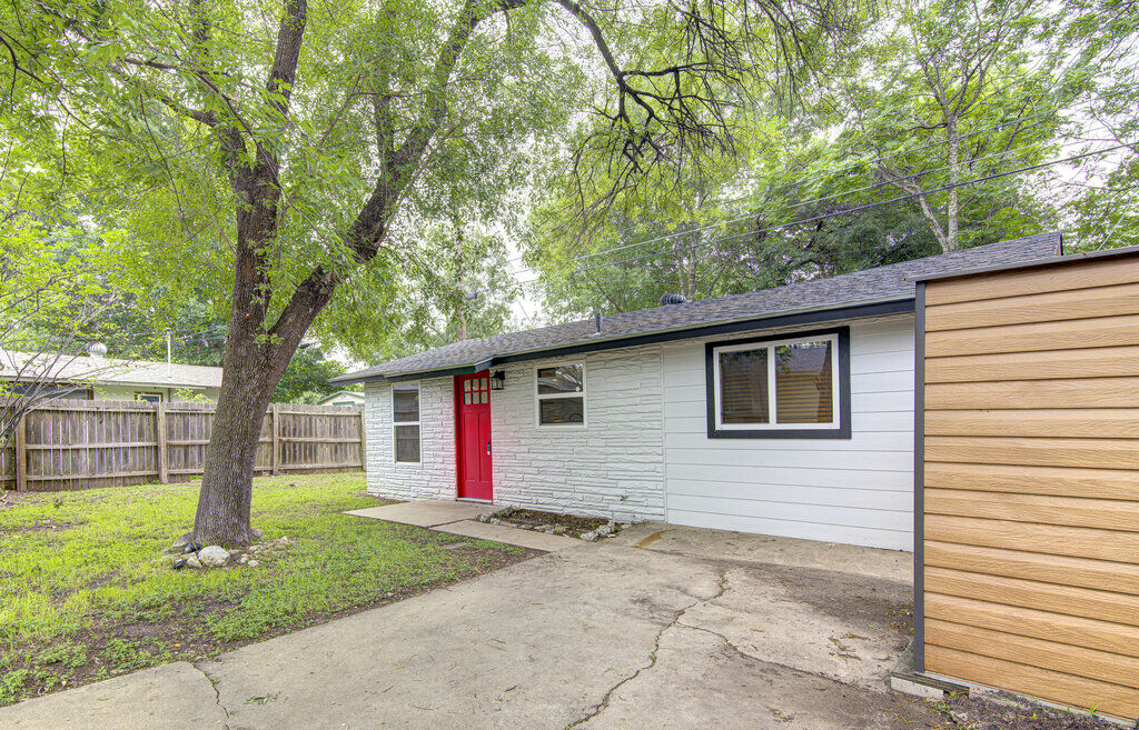 Property Photo:  1711 Brentwood Street B  TX 78757 