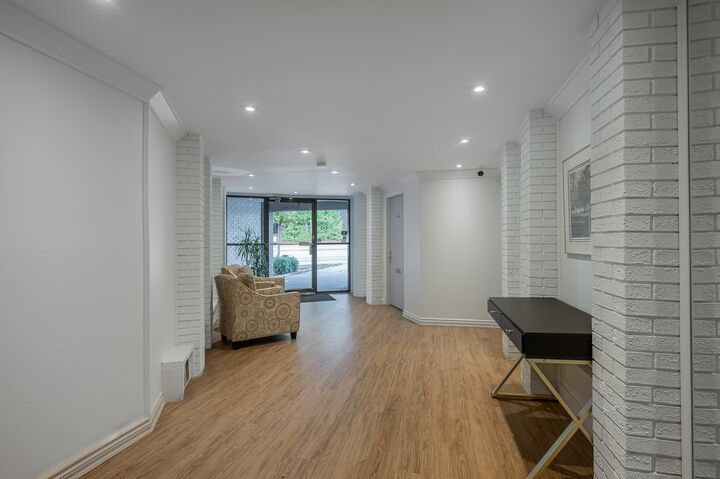 Property Photo: 15020 North Bluff Road 218 BC V4B 5A4