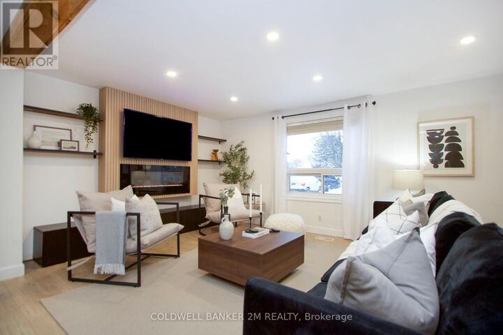 Property Photo:  812 Burnham Street  ON K9A 2X7 