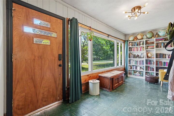 Property Photo:  6339 Thelo Drive  NC 28212 