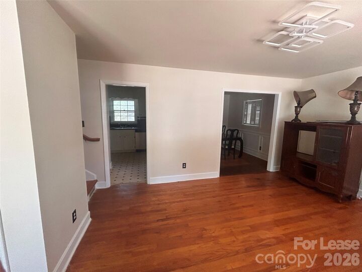 Property Photo:  1616 Weststone Drive  NC 28208 